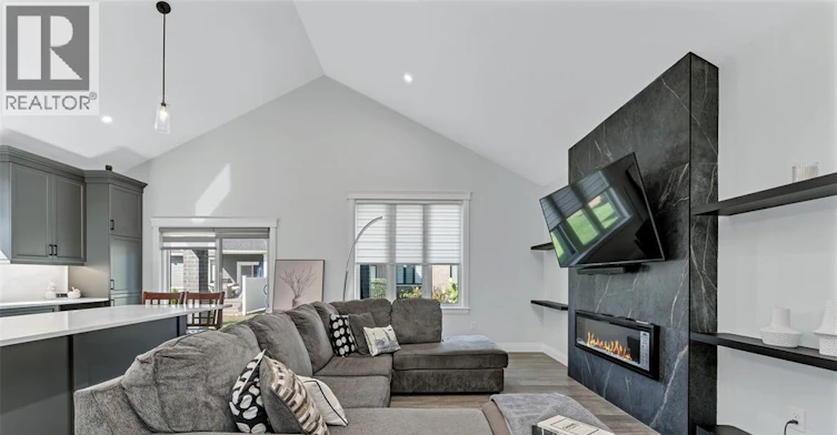 394 Matese Street, Lakeshore, ON, N0R 1A0 - 8