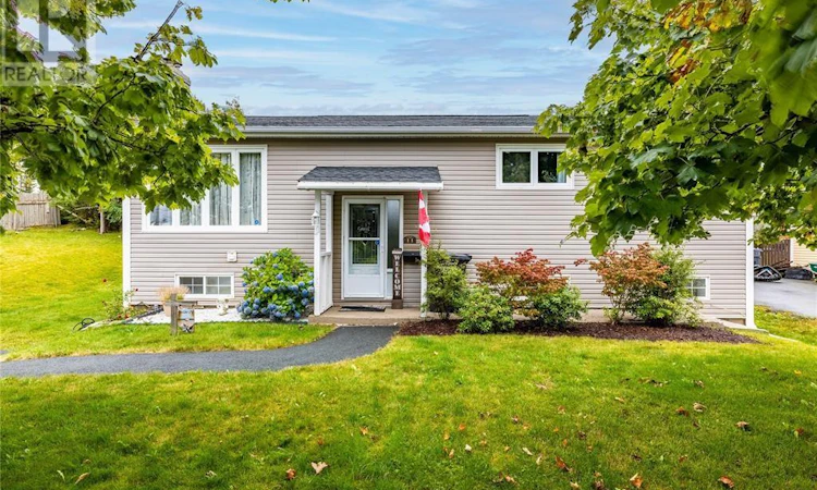 11 Irving Drive