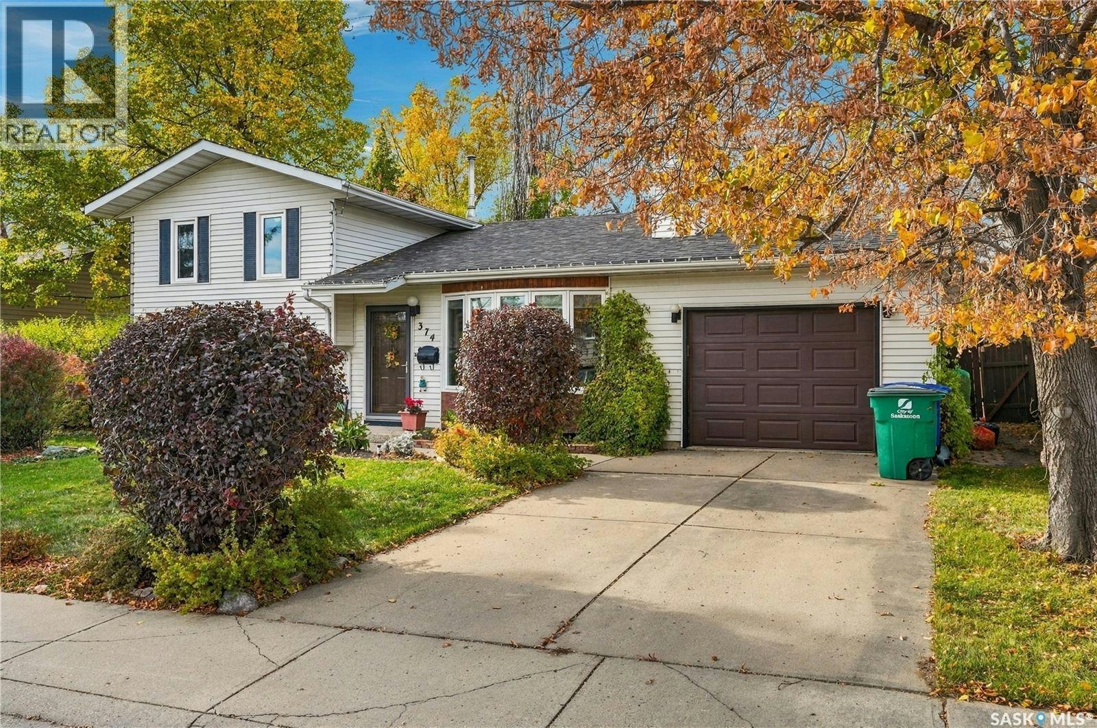 374 Thain Crescent, Saskatoon, SK, S7K 6N7