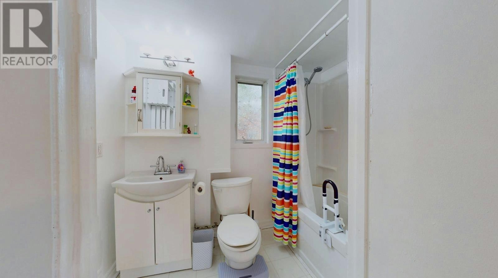 1A Mcfarlane Street, St Johns, NL, A1C 4T5 - 18