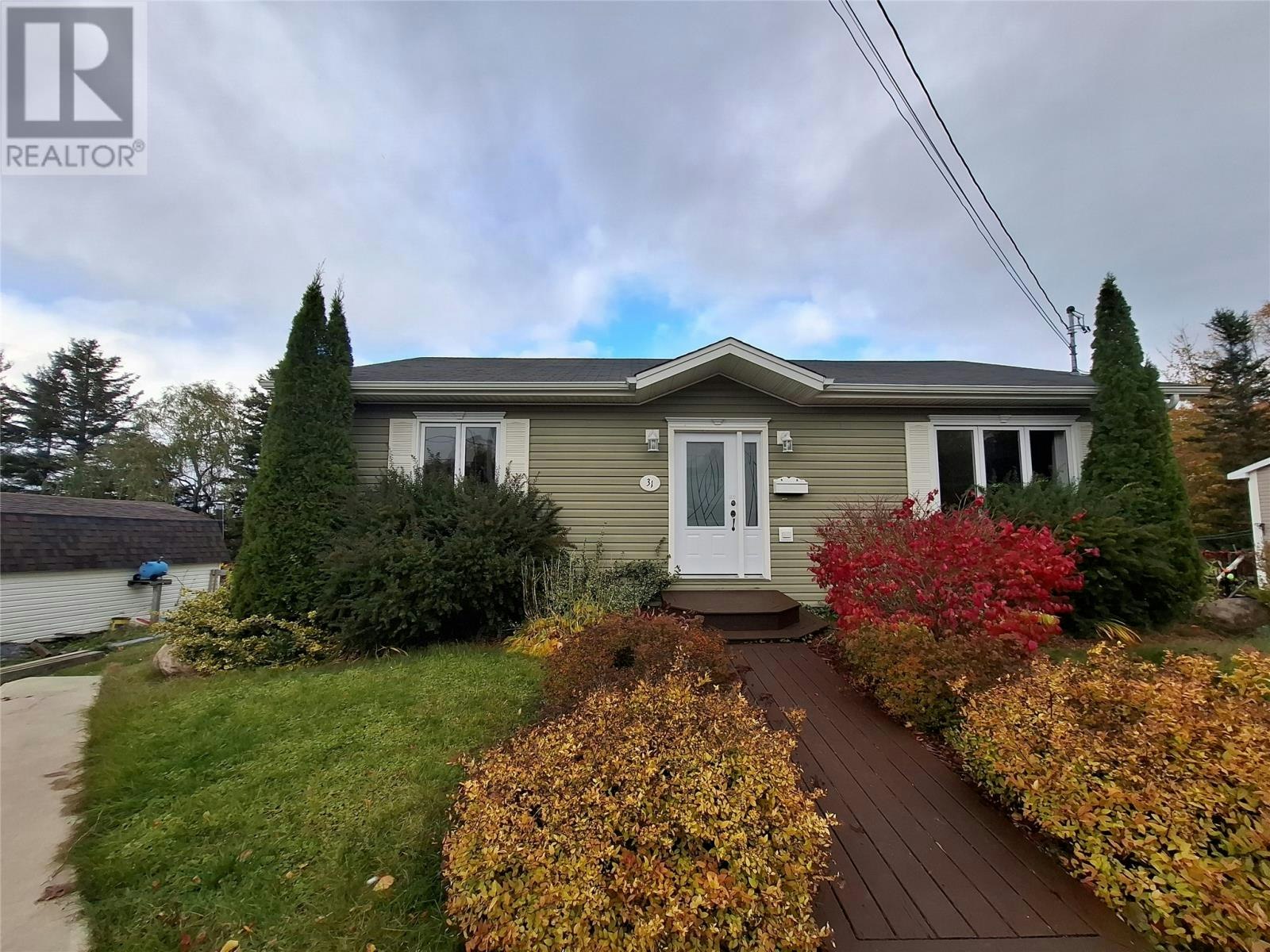 31 Forest Road, Pasadena, NL, A0L 1K0