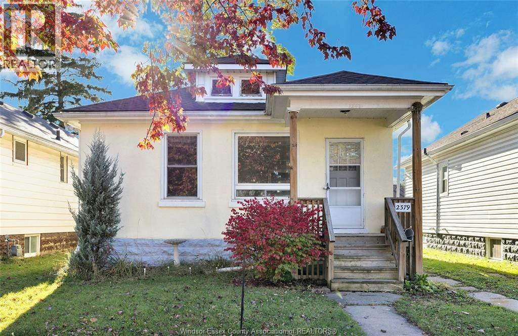 2379 George, Windsor, ON, N8W 4M3
