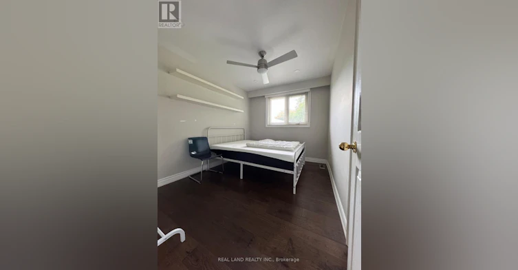 26 Greyhound Drive E, Toronto, ON, M2H 1K3 - 8