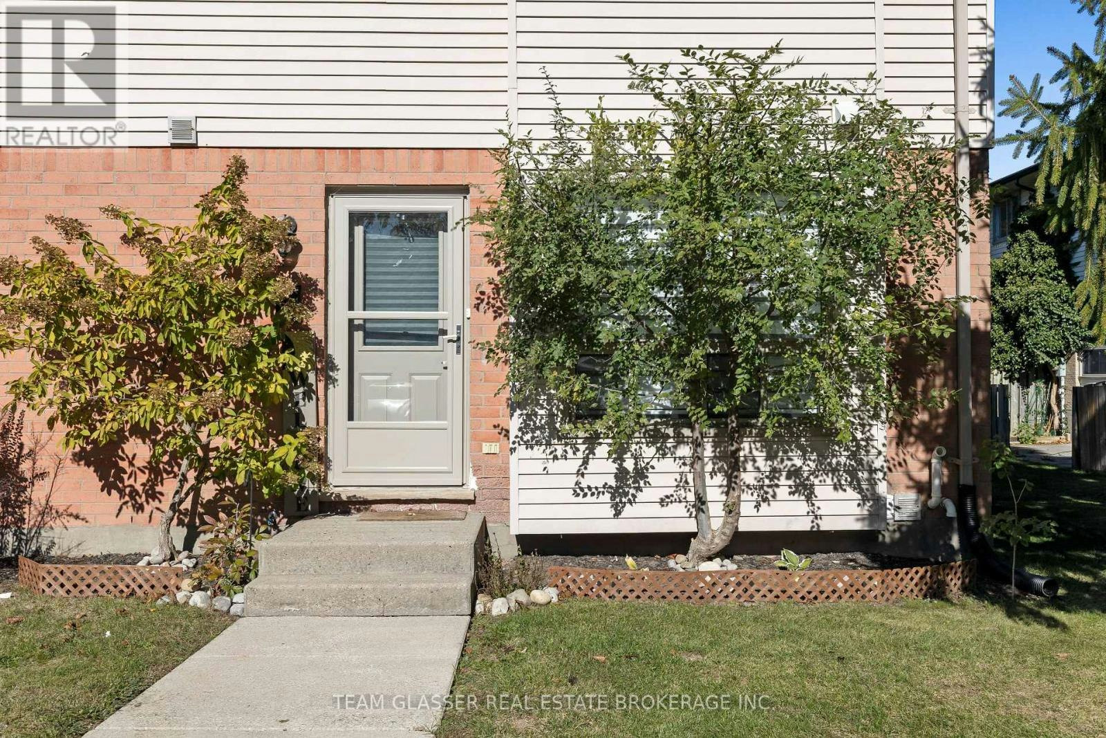 53-355 Sandringham Crescent, London, ON, N6C 5K3 - 2