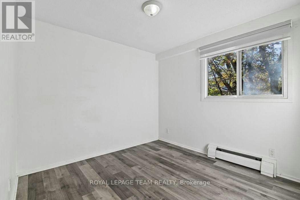 10-49 Sumac Street, Ottawa, ON, K1J 7T7 - 22