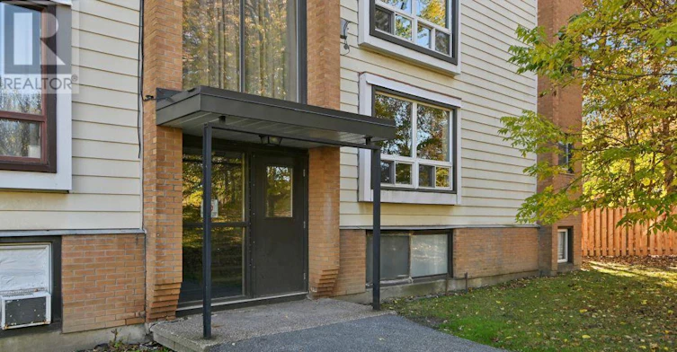 10-49 Sumac Street, Ottawa, ON, K1J 7T7 - 30