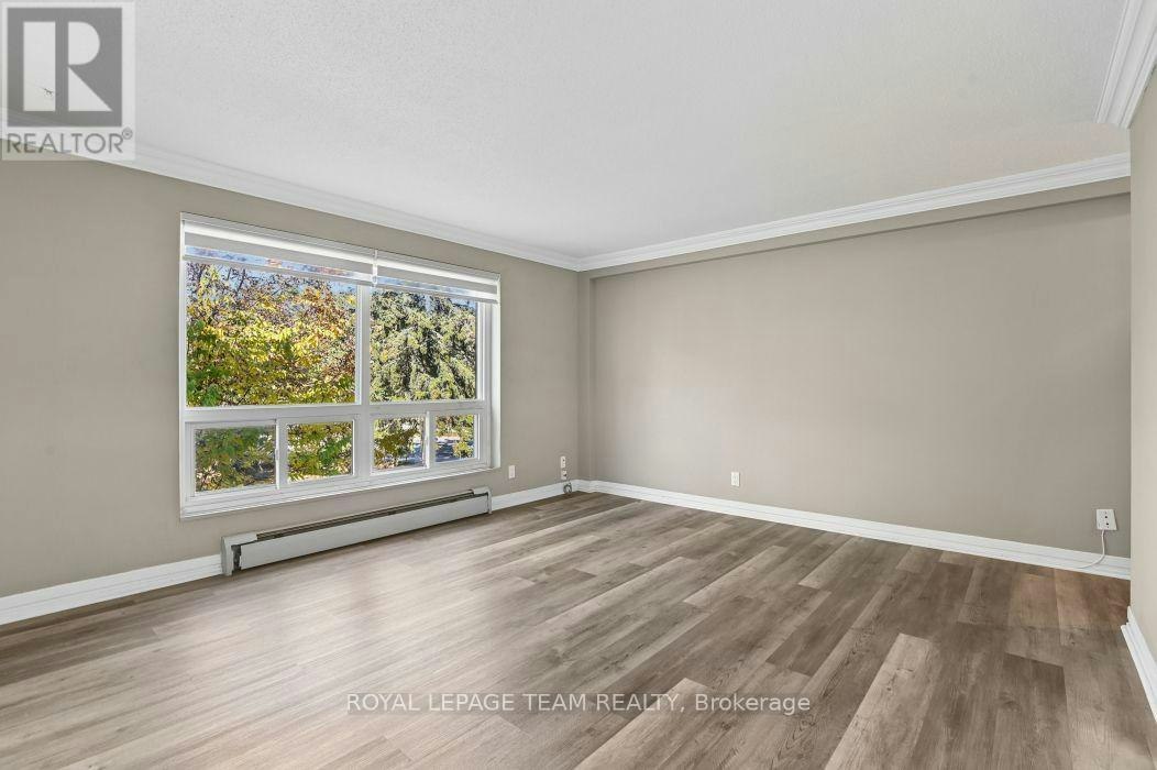 10-49 Sumac Street, Ottawa, ON, K1J 7T7 - 10