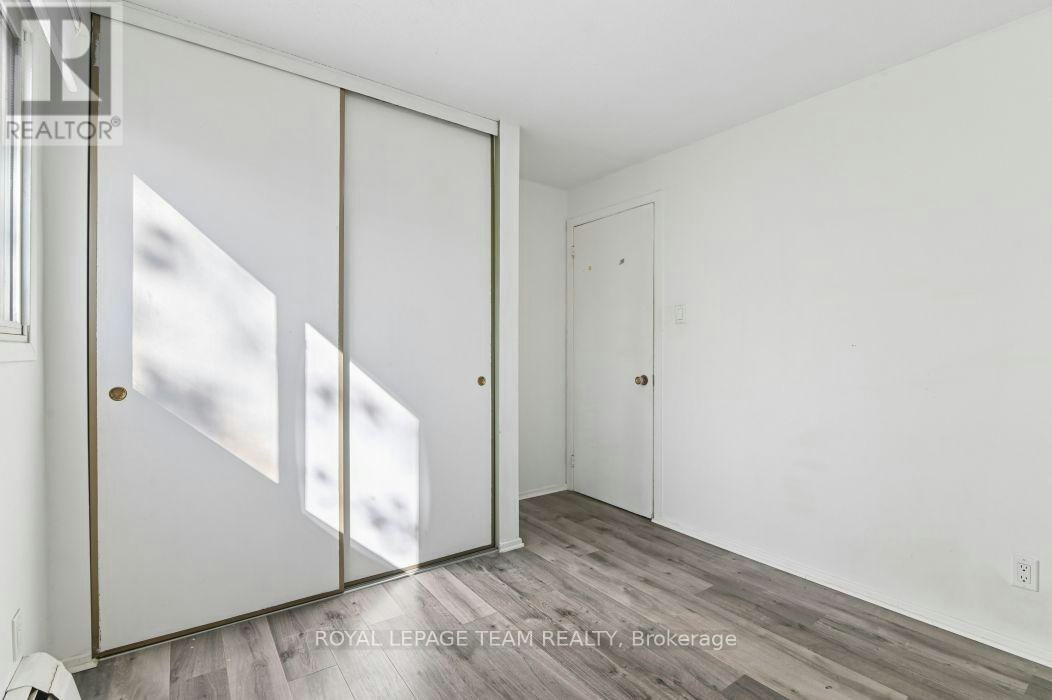 10-49 Sumac Street, Ottawa, ON, K1J 7T7 - 24