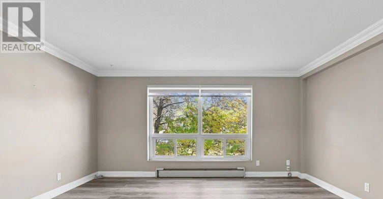 10-49 Sumac Street, Ottawa, ON, K1J 7T7 - 11