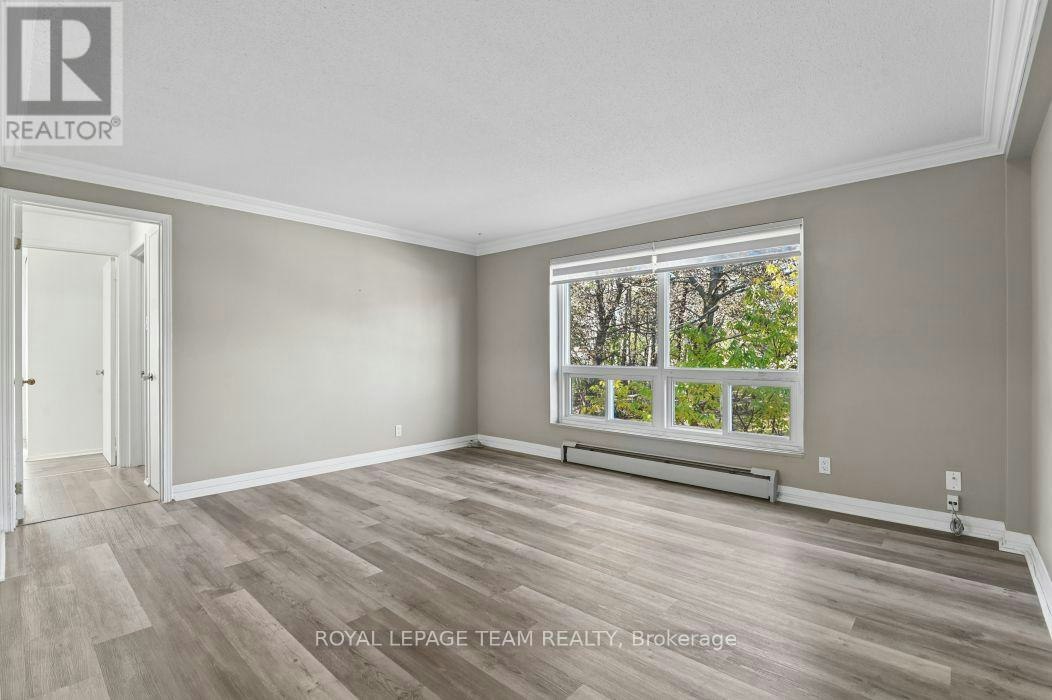 10-49 Sumac Street, Ottawa, ON, K1J 7T7 - 6
