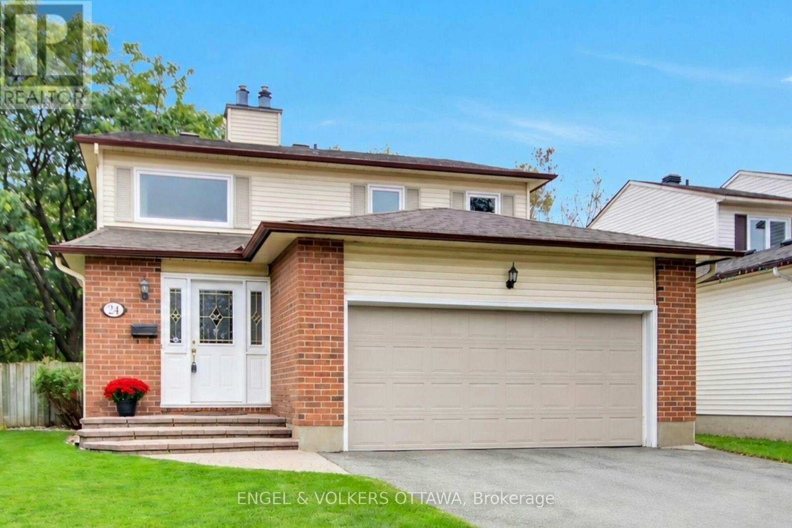 24 Tammela Court, Ottawa, ON, K1T 2E7