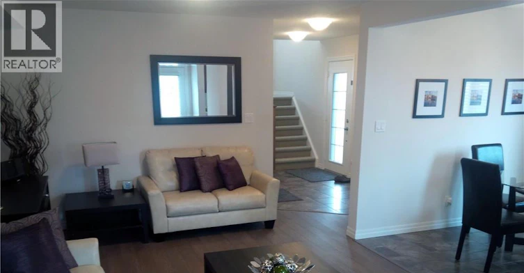 844 Paris Boulevard, Waterloo, ON, N2T 0B2 - 3