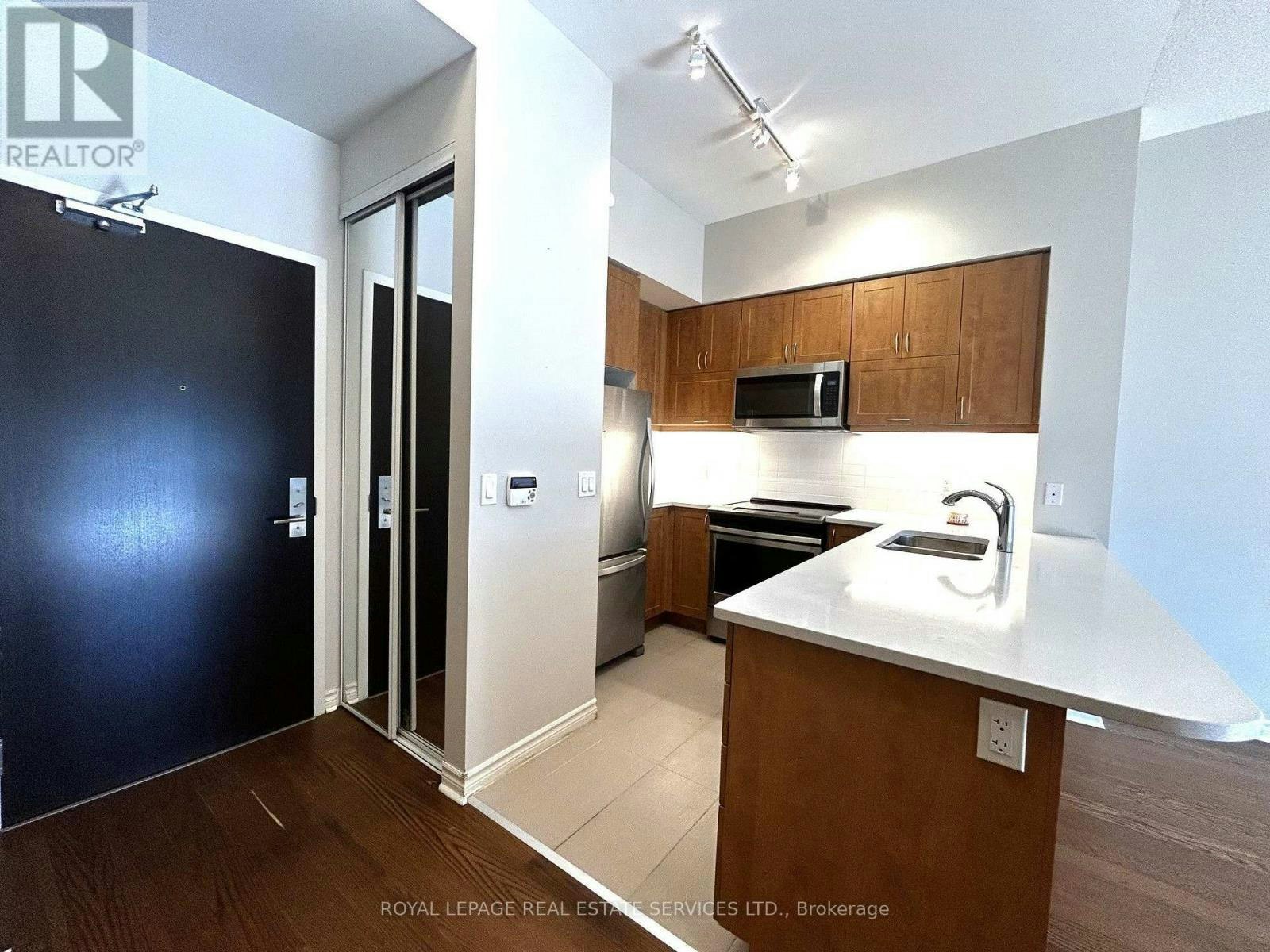 1702-39 Annie Craig Drive, Toronto, ON, M8V 0H1 - 14