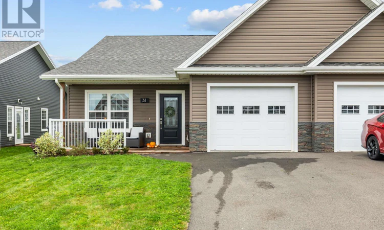 31 Alice Avenue