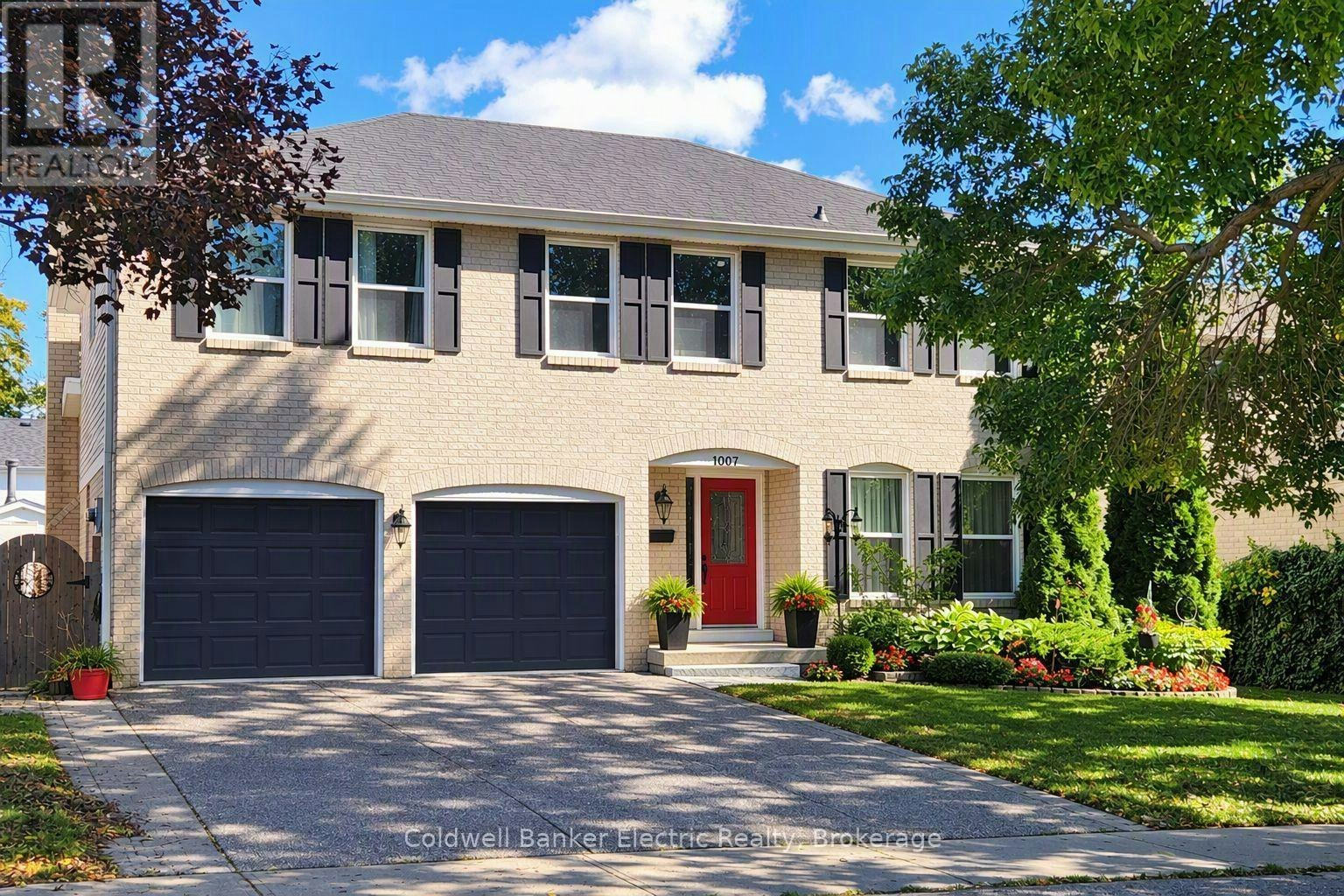 1007 Moorelands Crescent, Pickering, ON, L1W 3K3