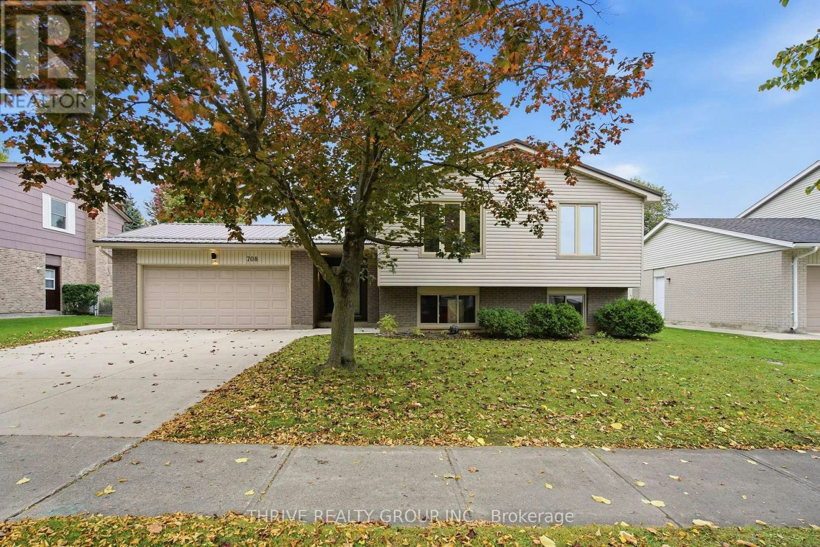 708 Village Green Avenue, London, ON, N6K 1H2