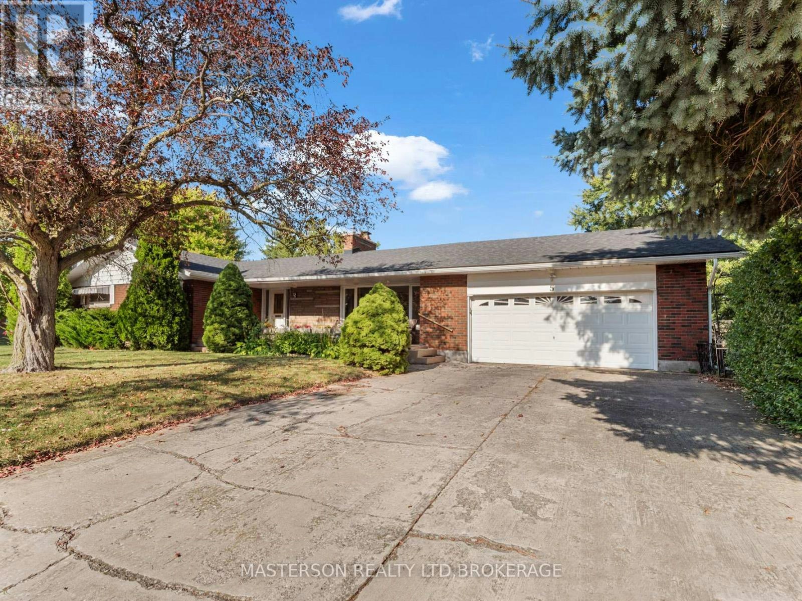 5 Burdy Drive, St. Catharines, ON, L2S 2Z1