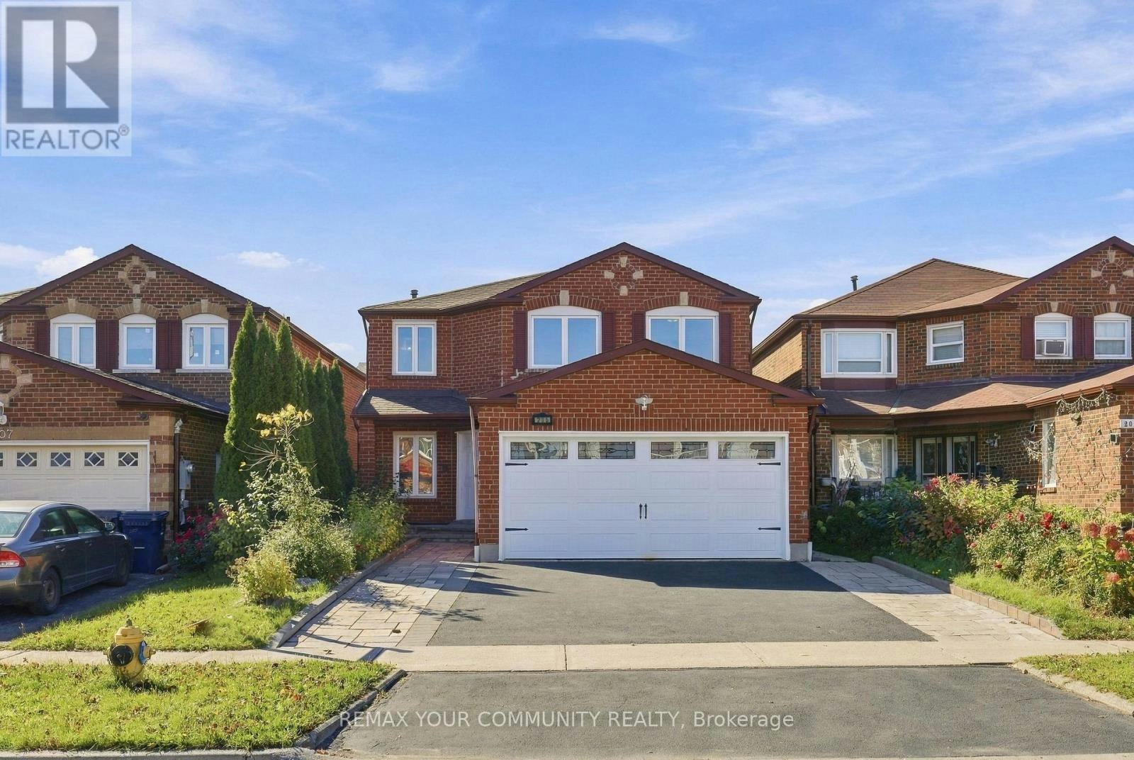 205 Hupfield Trail, Toronto, ON, M1B 4N9