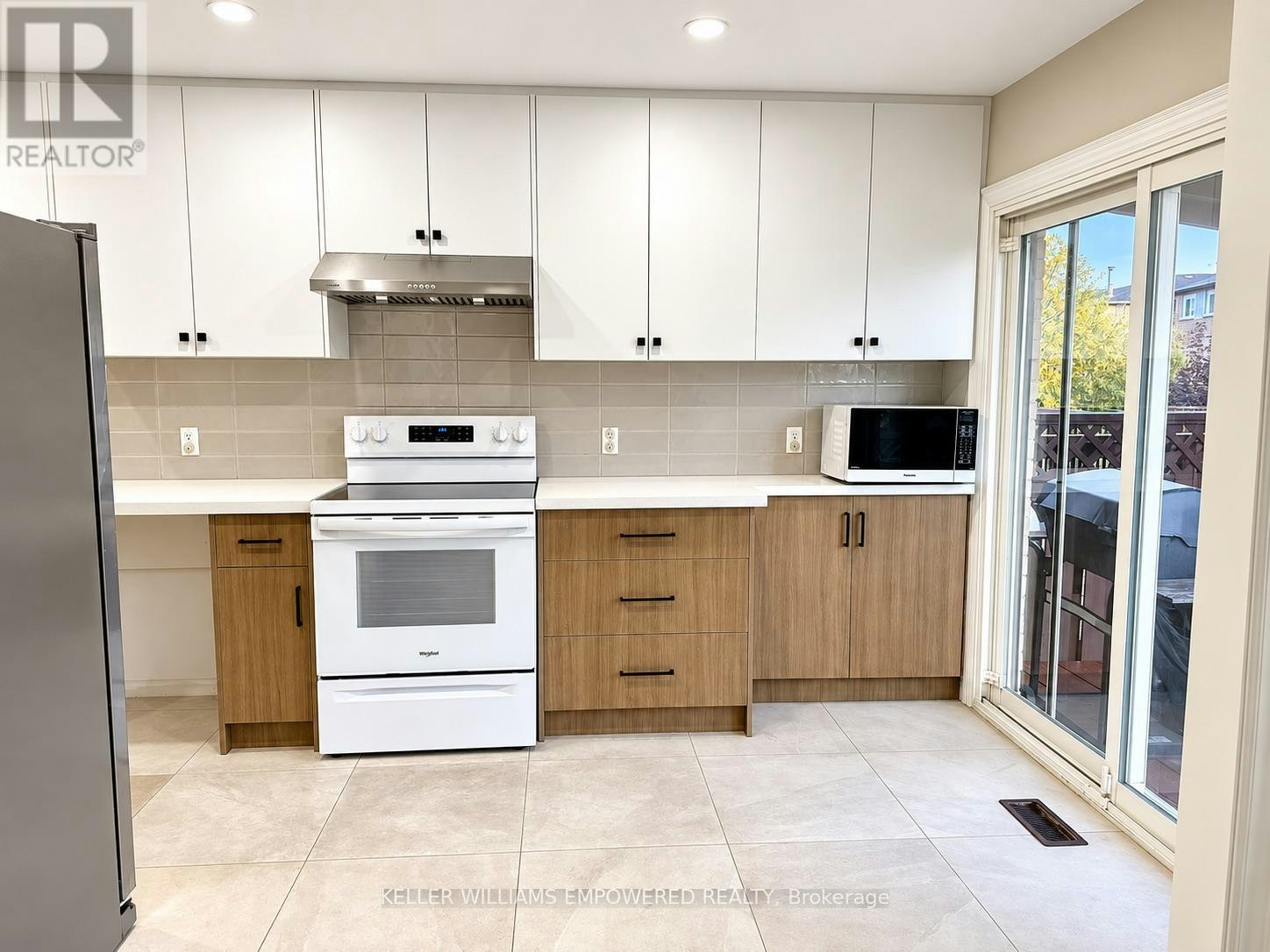 202 Stather Crescent, Markham, ON, L3S 1C2 - 3