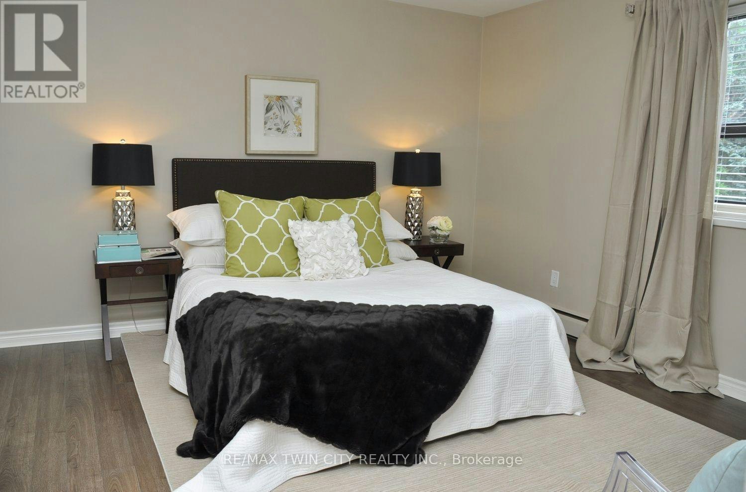 401-200 Charlton Avenue E, Hamilton, ON, L8N 1Z1 - 5