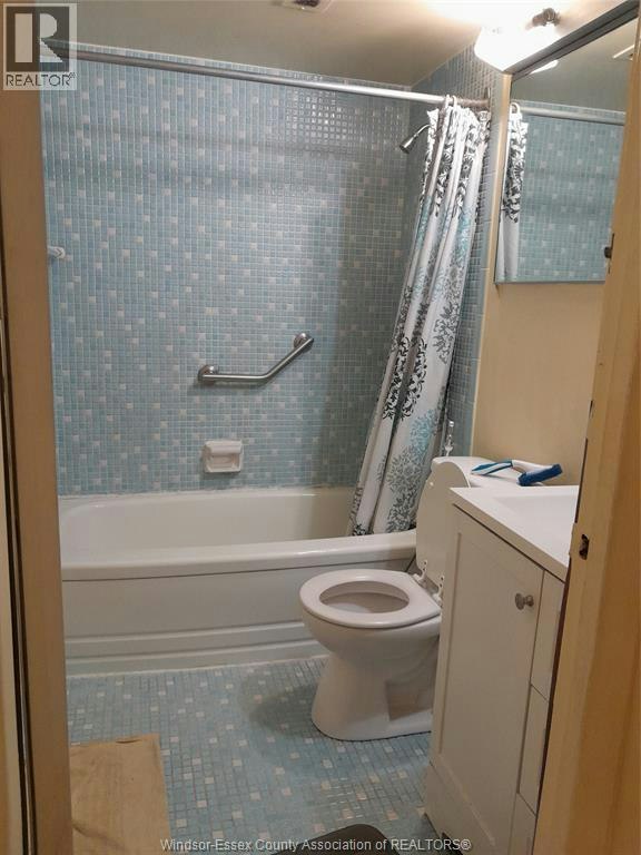 110-111 Riverside Drive East, Windsor, ON, N9A 2S6 - 12