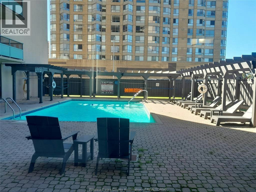 110-111 Riverside Drive East, Windsor, ON, N9A 2S6 - 3