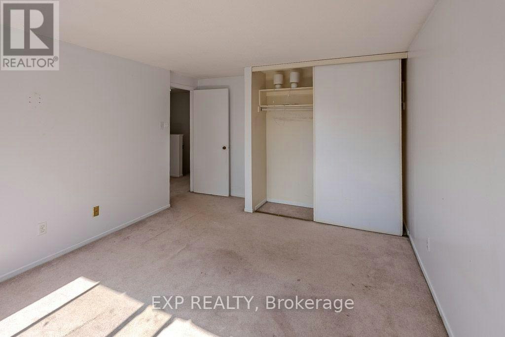 C-37 Forester Crescent, Ottawa, ON, K2H 8Y3 - 19