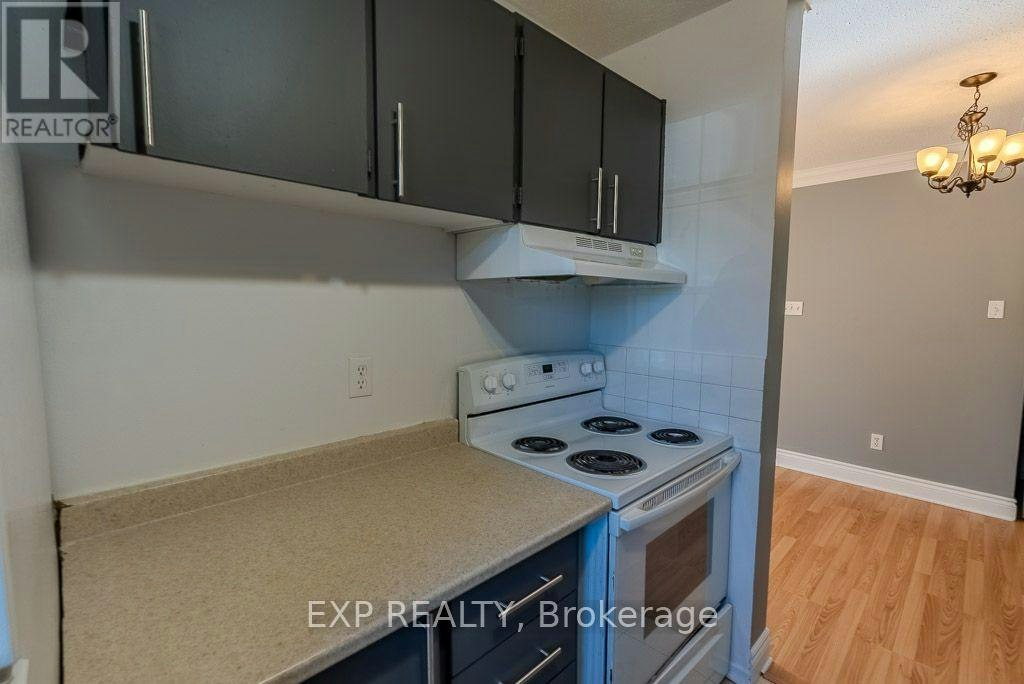 C-37 Forester Crescent, Ottawa, ON, K2H 8Y3 - 11
