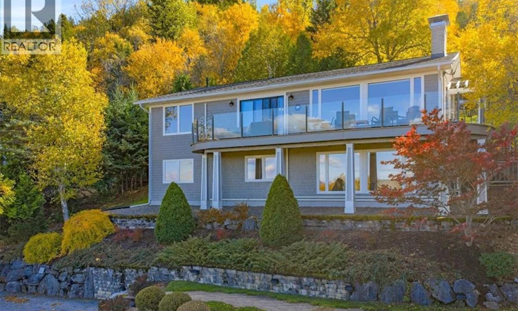 50 Beach Road