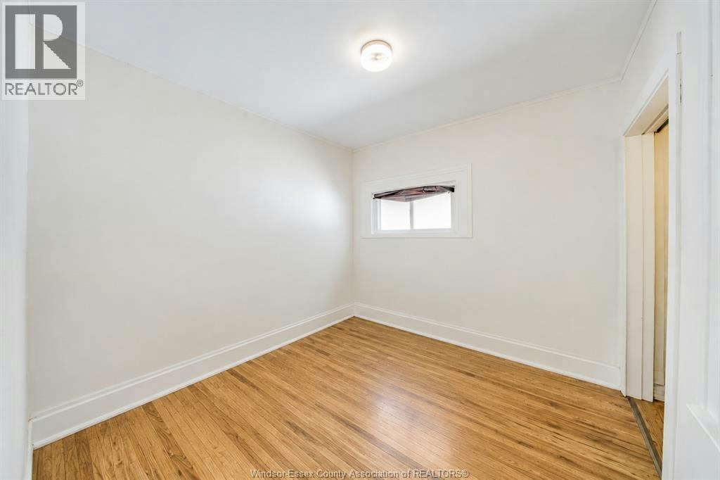 1560 Lillian Avenue, Windsor, ON, N8X 4A8 - 12