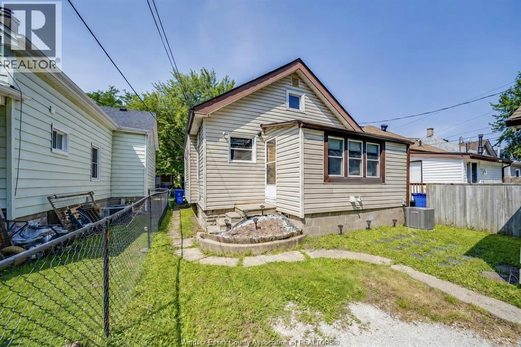 1560 Lillian Avenue, Windsor, ON, N8X 4A8 - 19