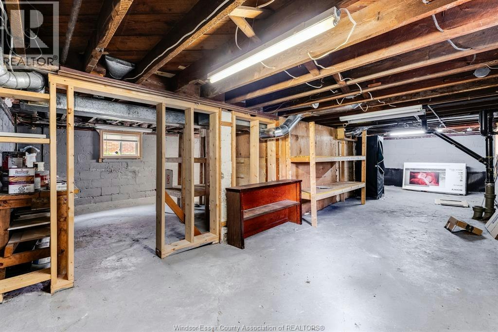 870 St. Louis, Windsor, ON, N8S 2K5 - 31