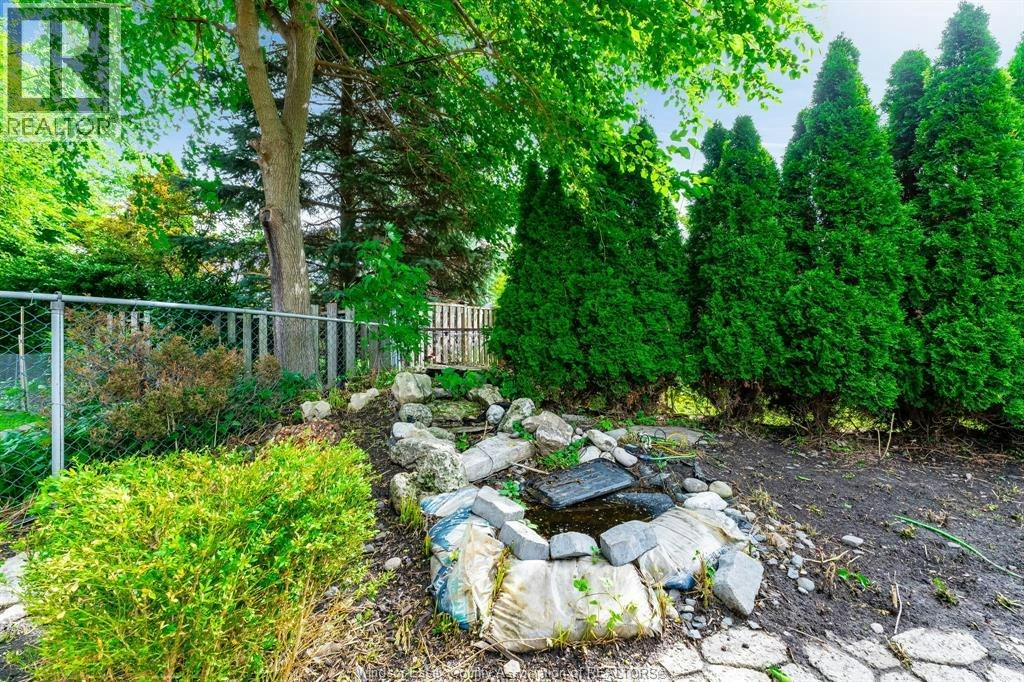 870 St. Louis, Windsor, ON, N8S 2K5 - 46