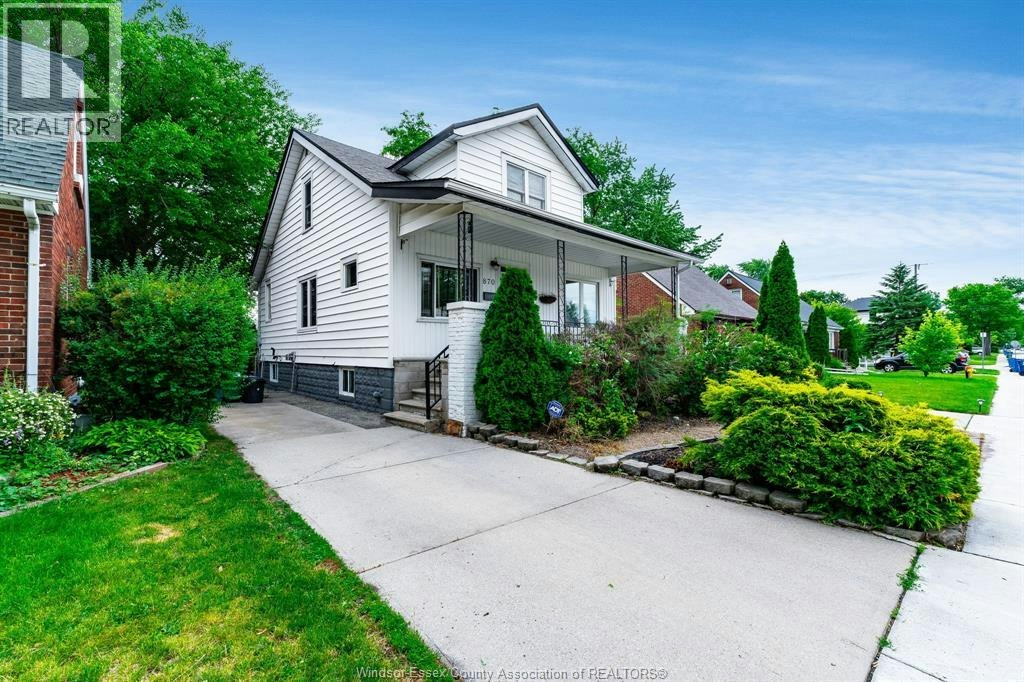 870 St. Louis, Windsor, ON, N8S 2K5 - 36