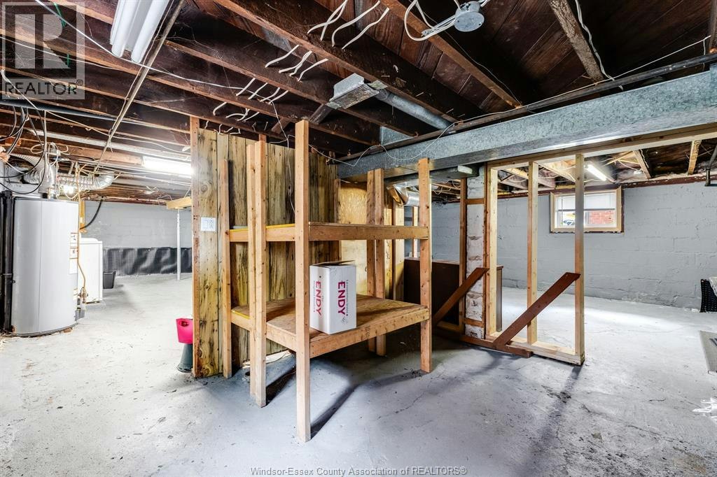 870 St. Louis, Windsor, ON, N8S 2K5 - 32