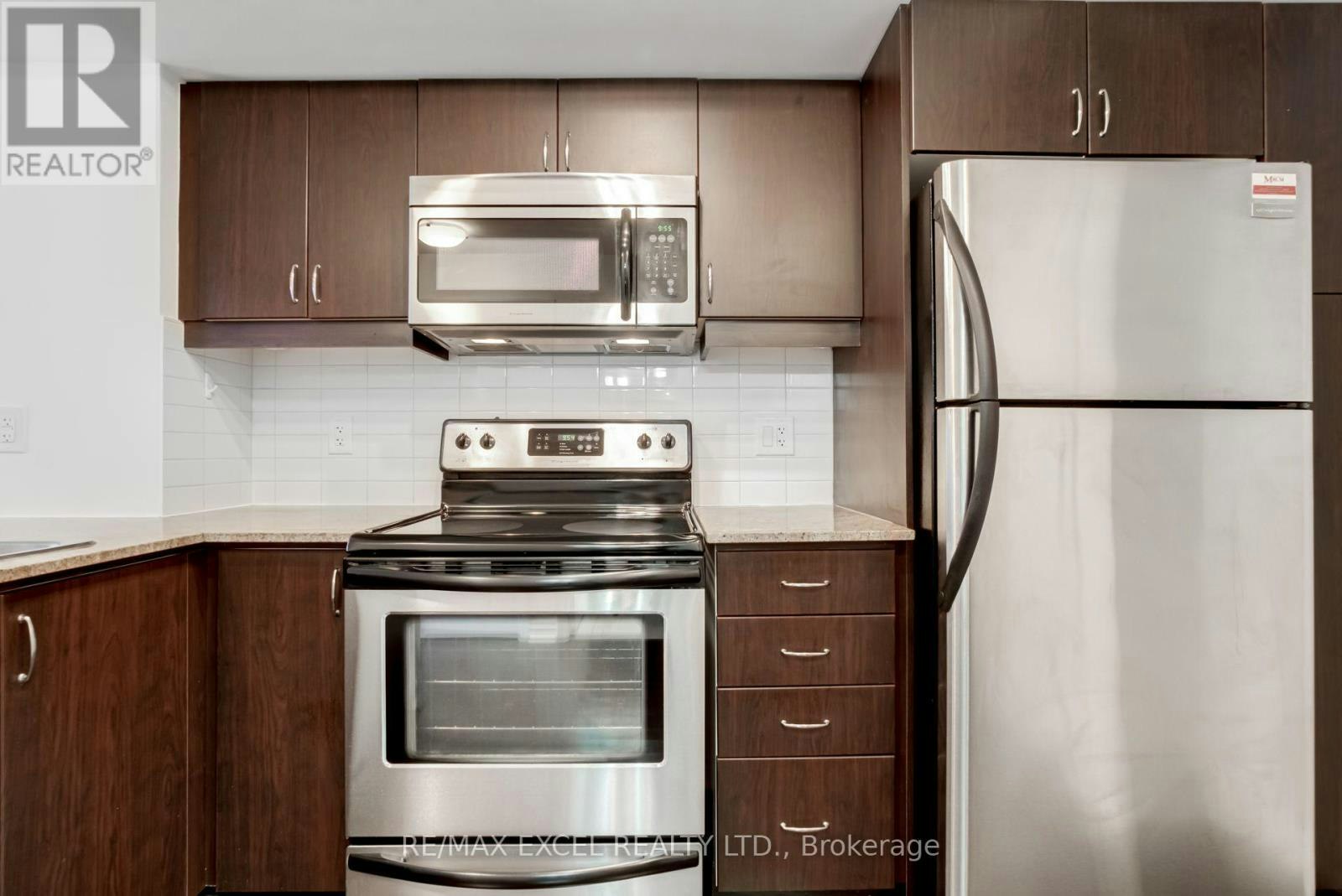 526-27 Rean Drive, Toronto, ON, M2K 0A6 - 13