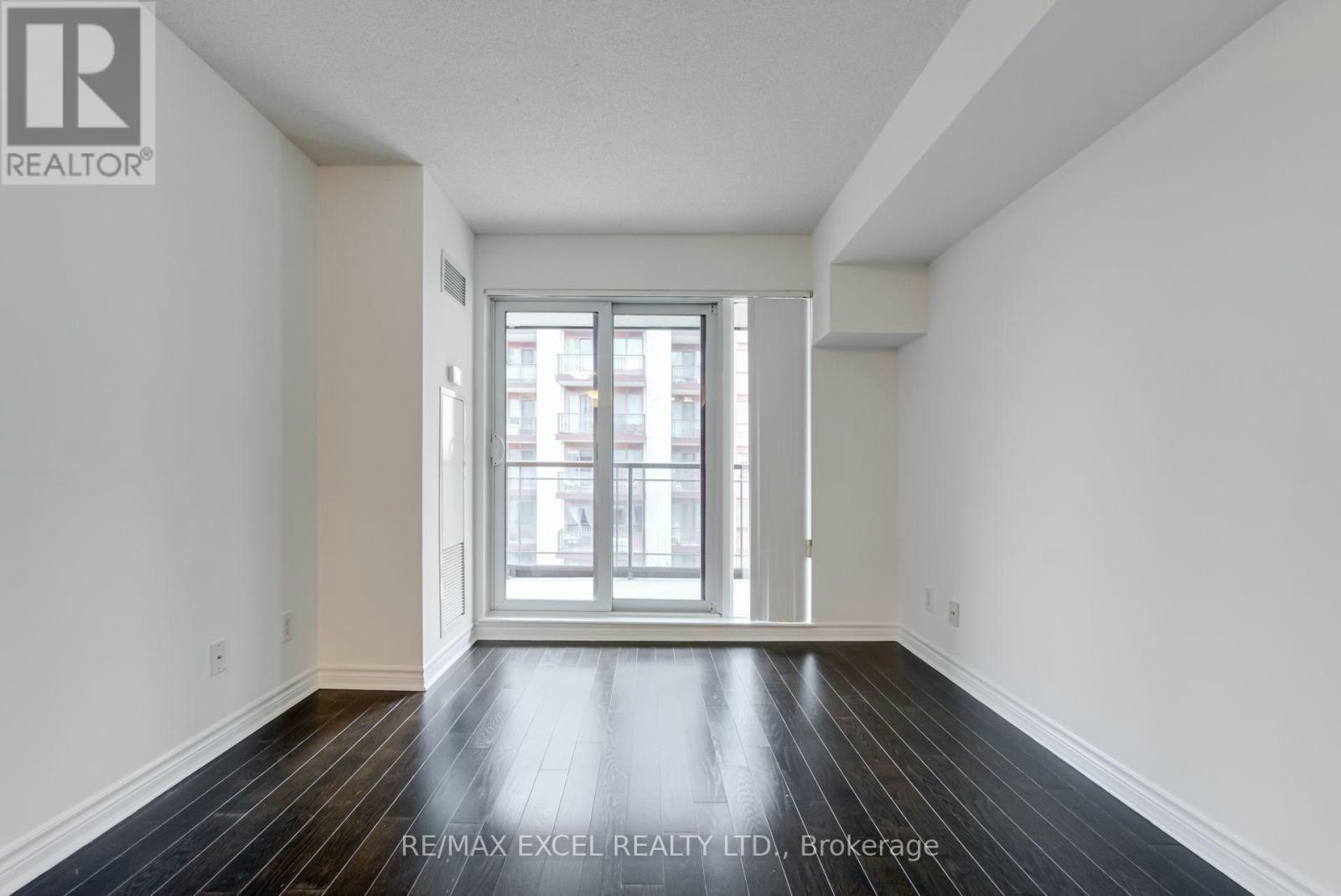 526-27 Rean Drive, Toronto, ON, M2K 0A6 - 10