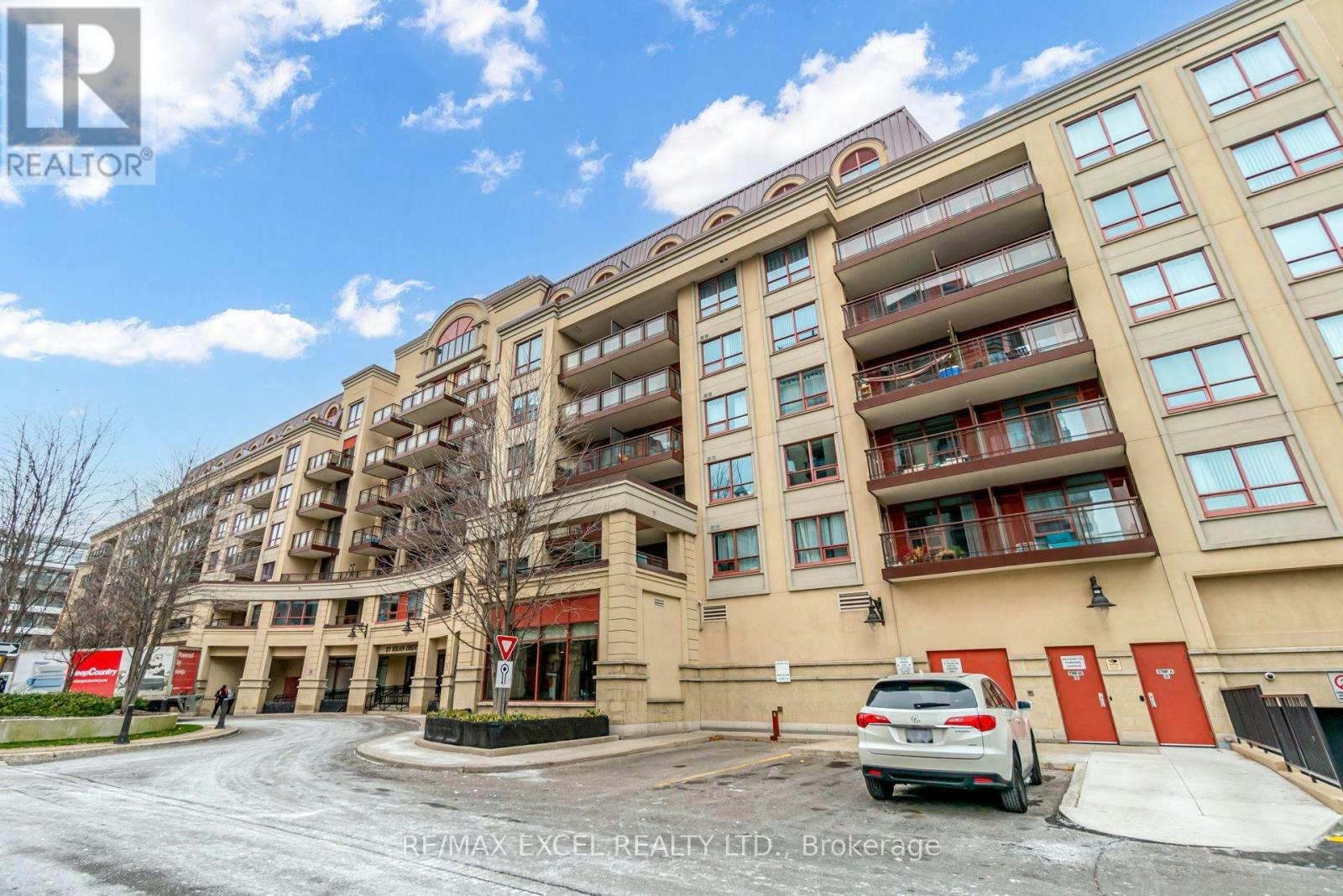 526-27 Rean Drive, Toronto, ON, M2K 0A6 - 3