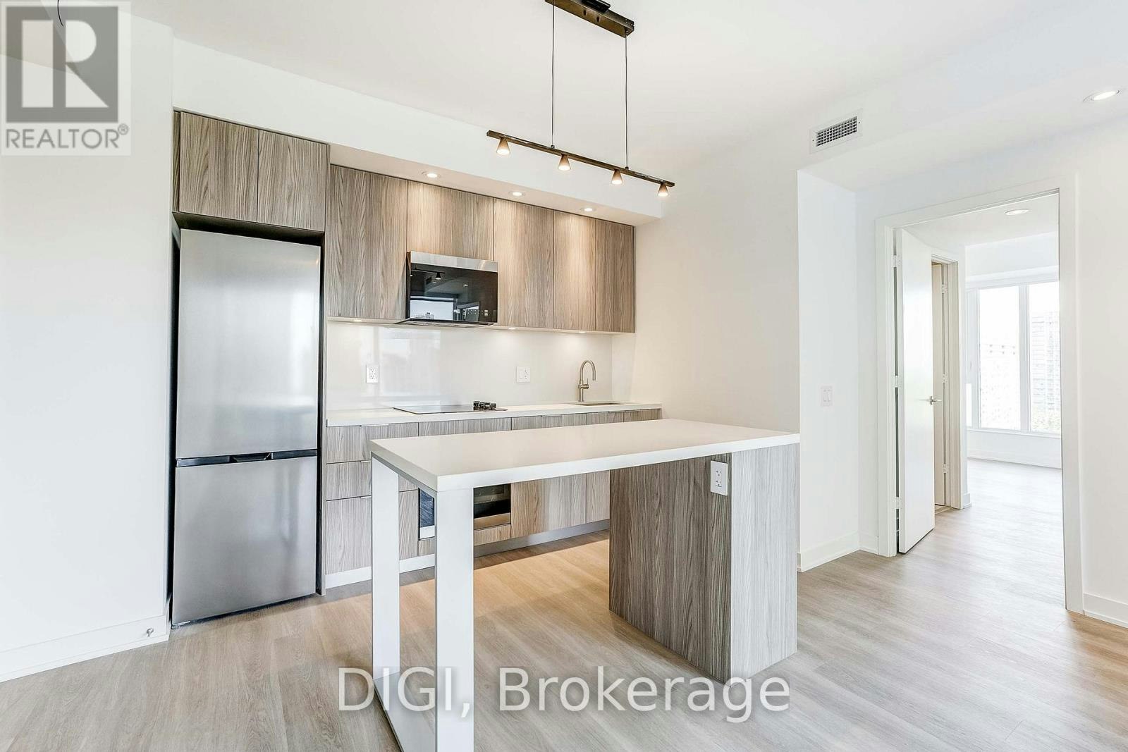 Q1218-120 Ontario Street, Toronto, ON, M5A 1C4