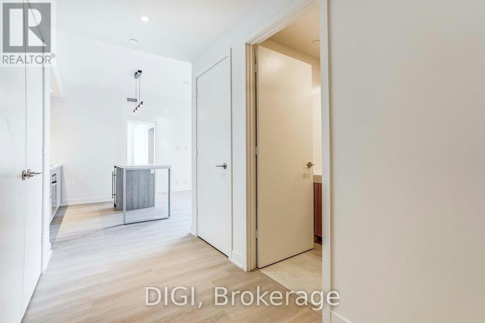 Q1218-120 Ontario Street, Toronto, ON, M5A 1C4 - 2