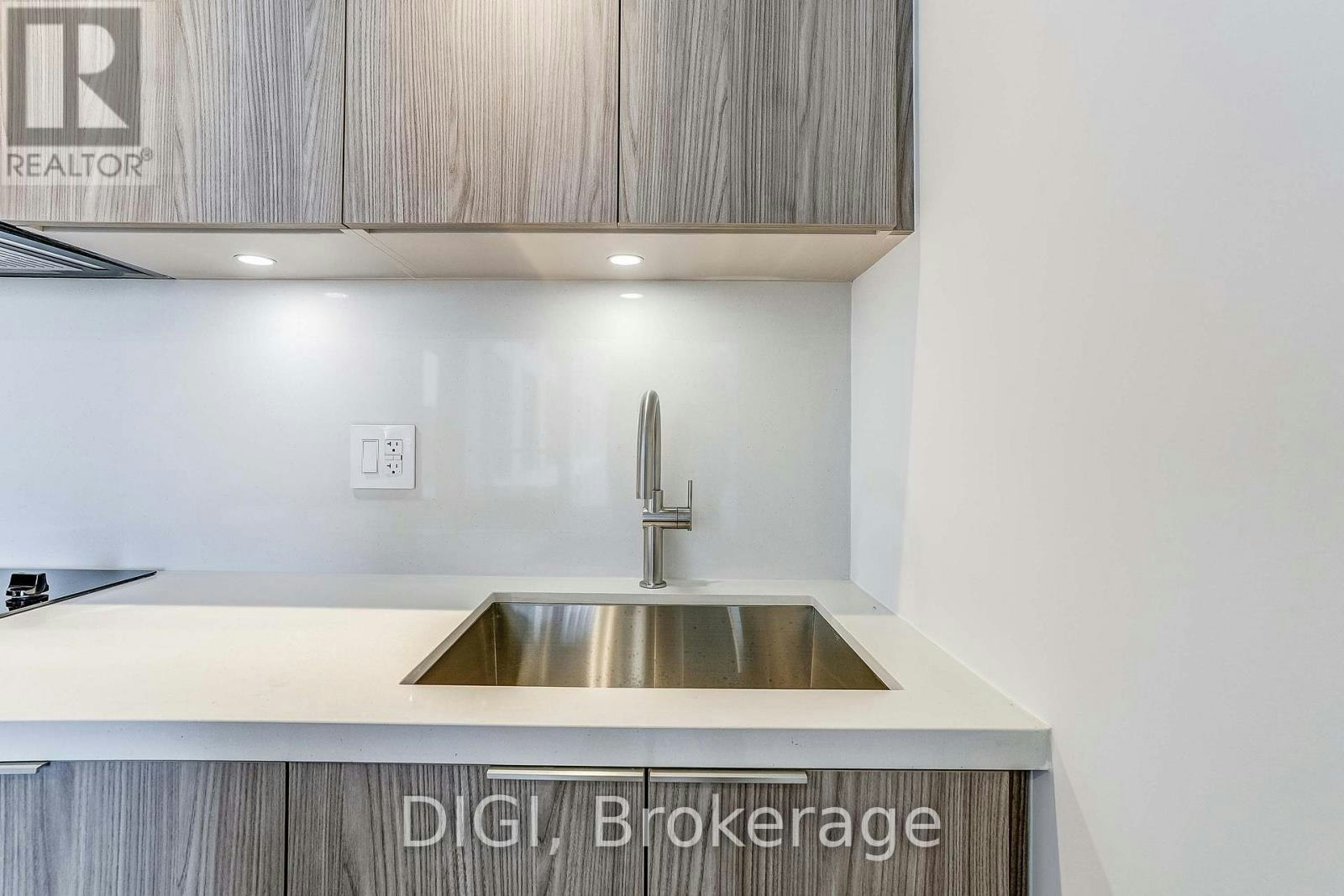 Q1218-120 Ontario Street, Toronto, ON, M5A 1C4 - 7