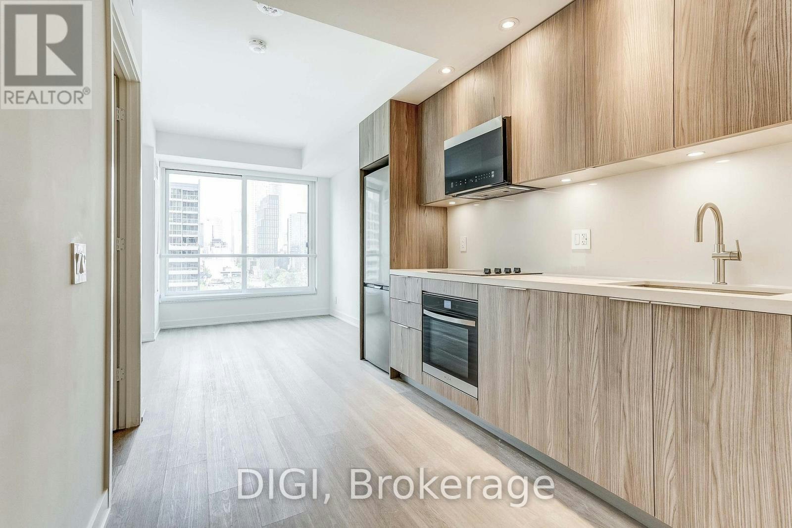 Q1215-120 Ontario Street, Toronto, ON, M5A 1C4 - 2