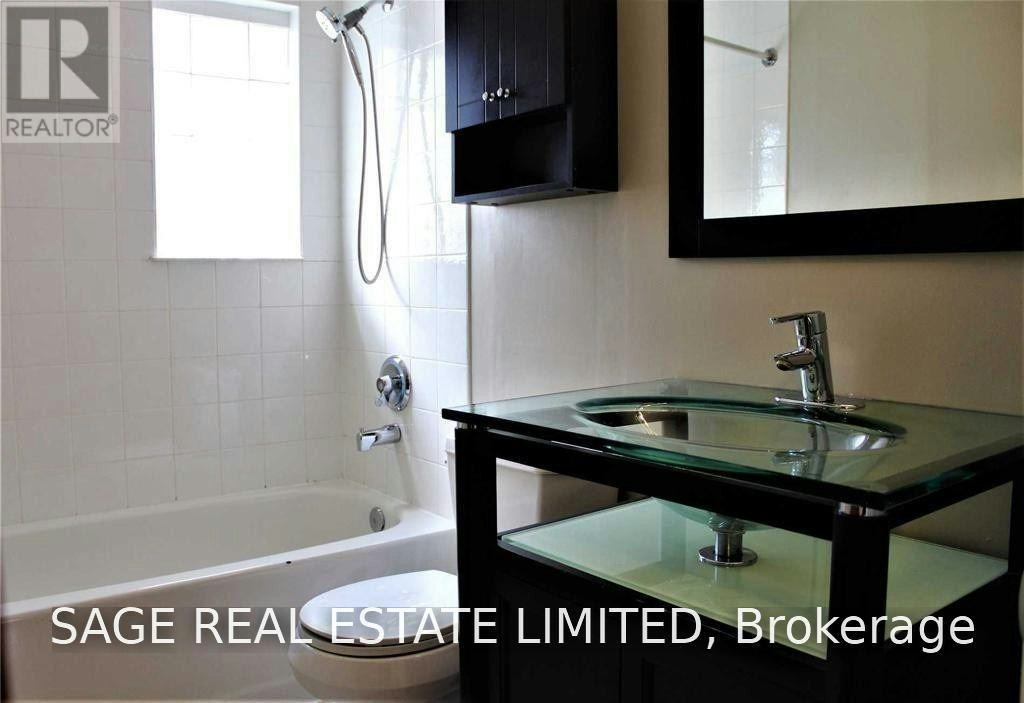77 Vauxhall Drive, Toronto, ON, M1P 1R1 - 5