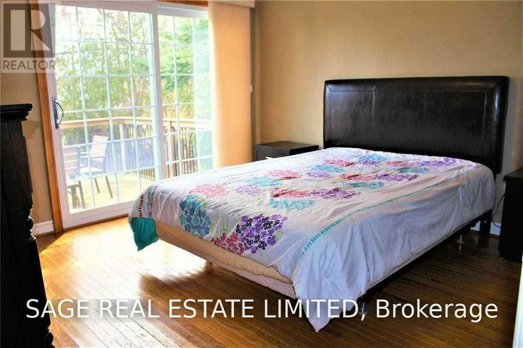 77 Vauxhall Drive, Toronto, ON, M1P 1R1 - 6