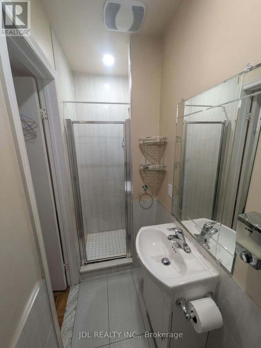 110 Bellefontaine Street, Toronto, ON, M1S 4E6 - 5