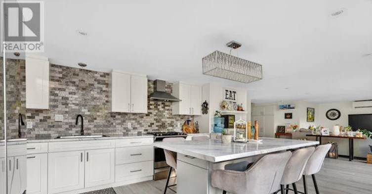 1086 Providence Drive, Algonquin Highlands, ON, K0M 1S0 - 5