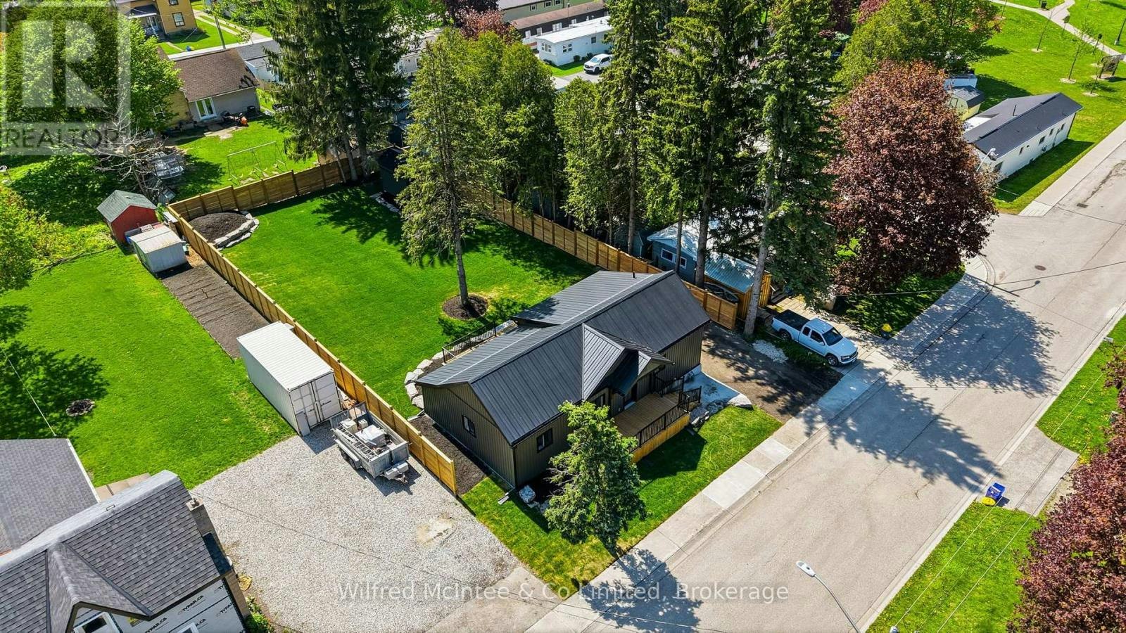 550 Wellington Street, Minto, ON, N4W 3G9 - 34