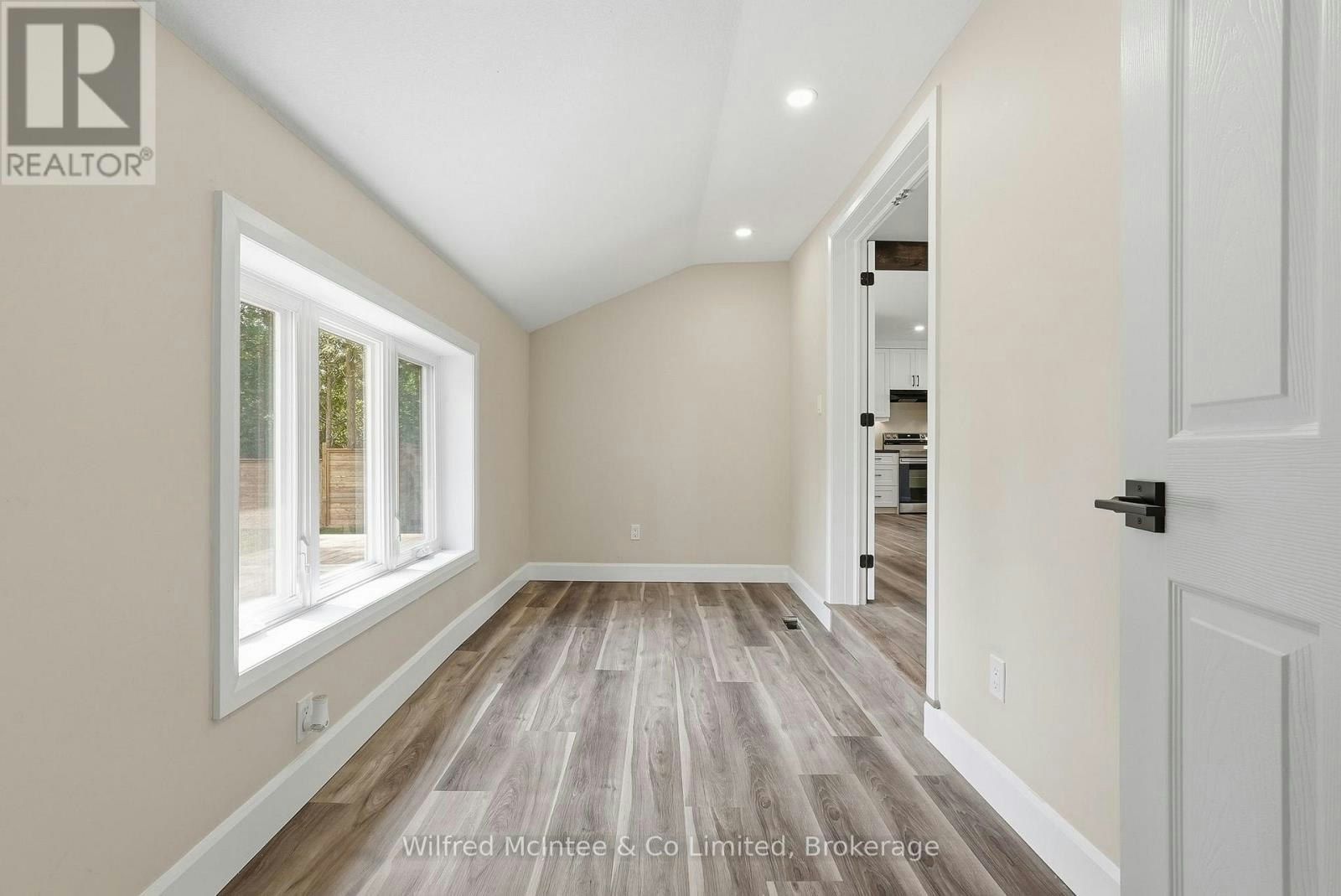550 Wellington Street, Minto, ON, N4W 3G9 - 18