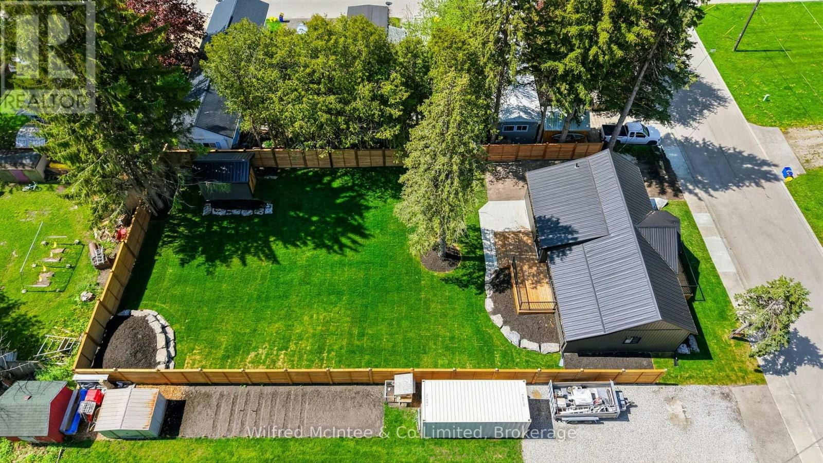 550 Wellington Street, Minto, ON, N4W 3G9 - 2