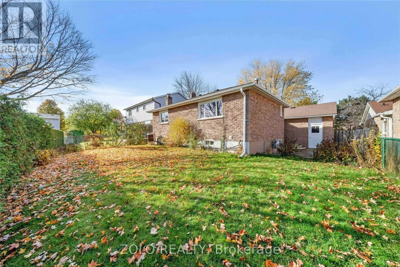 20 Eastman Crescent, Newmarket, ON, L3Y 5R9 - 26